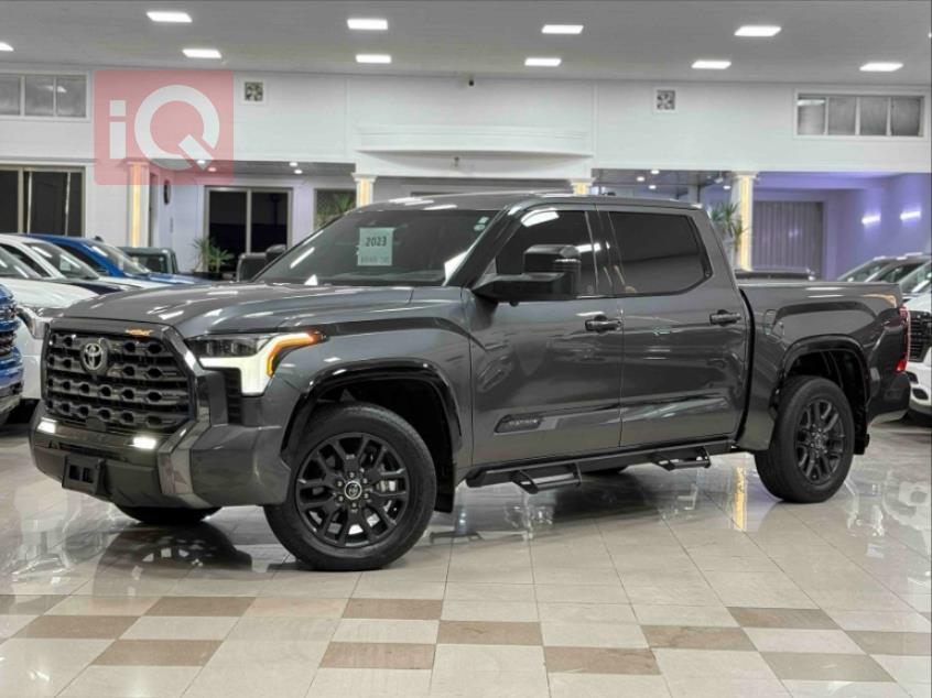 Toyota Tundra